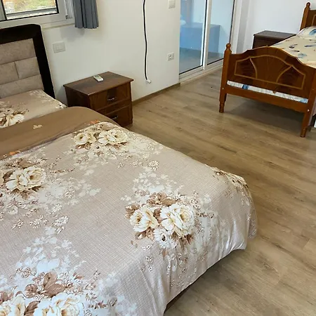 Apartment Benjys Shengjin